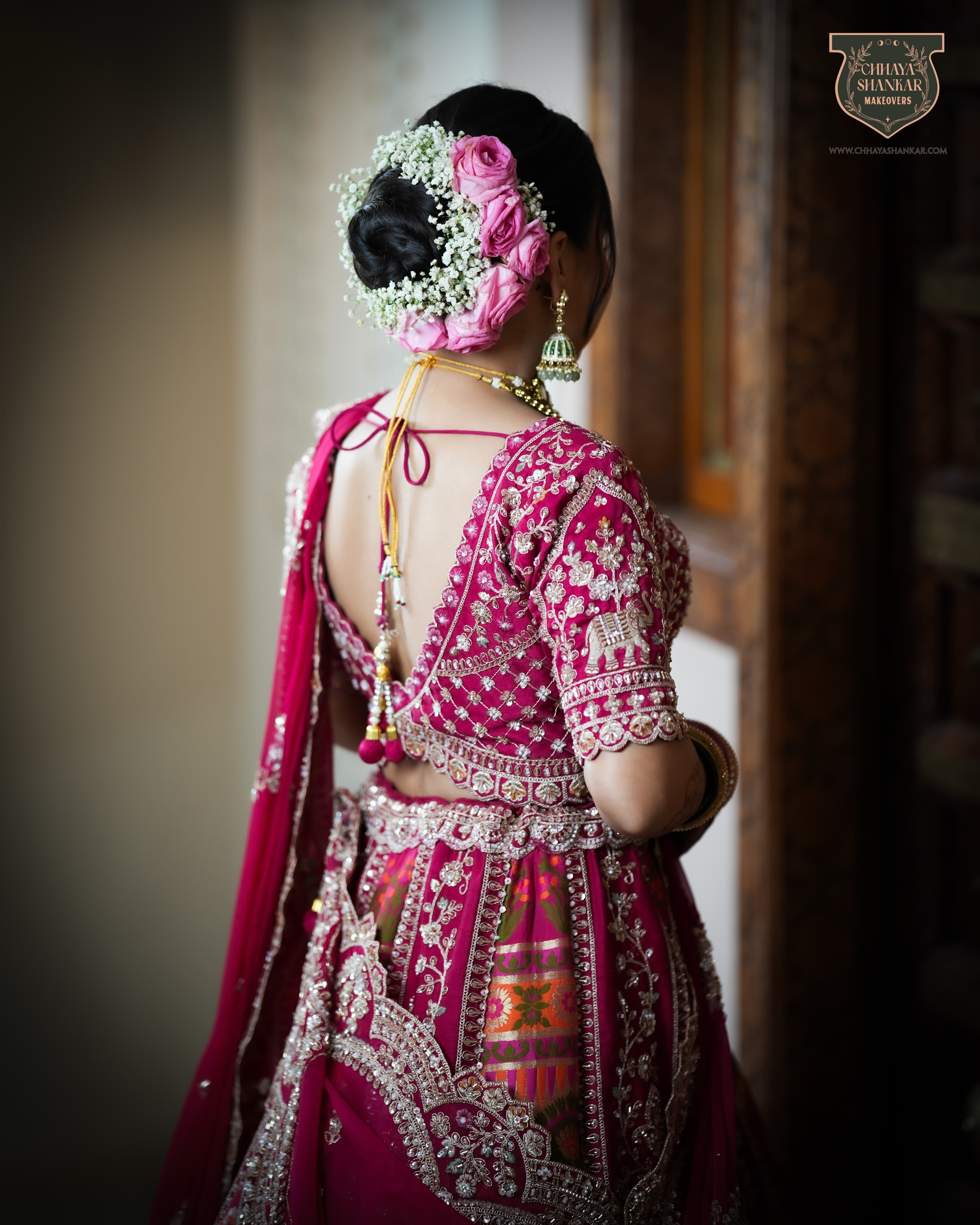 Beautiful Bride ❤️
Book Yours Now at
+918696155551
www.chhayashankar.com
#BridalMakeup #makeuplover #makeupartist #makeup #chhayashankarmakeovers
